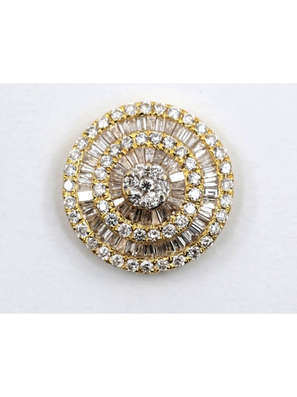 Beautiful Single 18K Solid Yellow Gold Baguette & Round Diamond Stud Earring